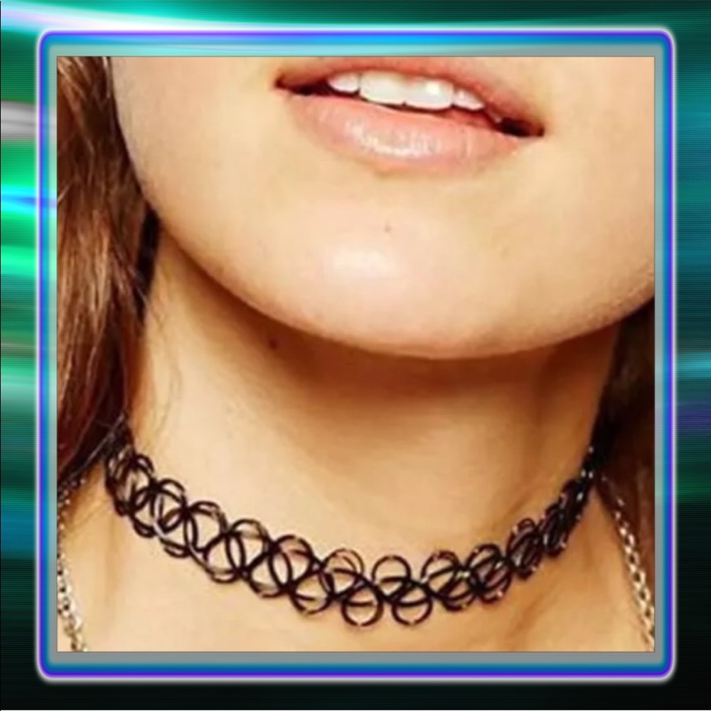 Tattoo Choker - Picture 1 of 8